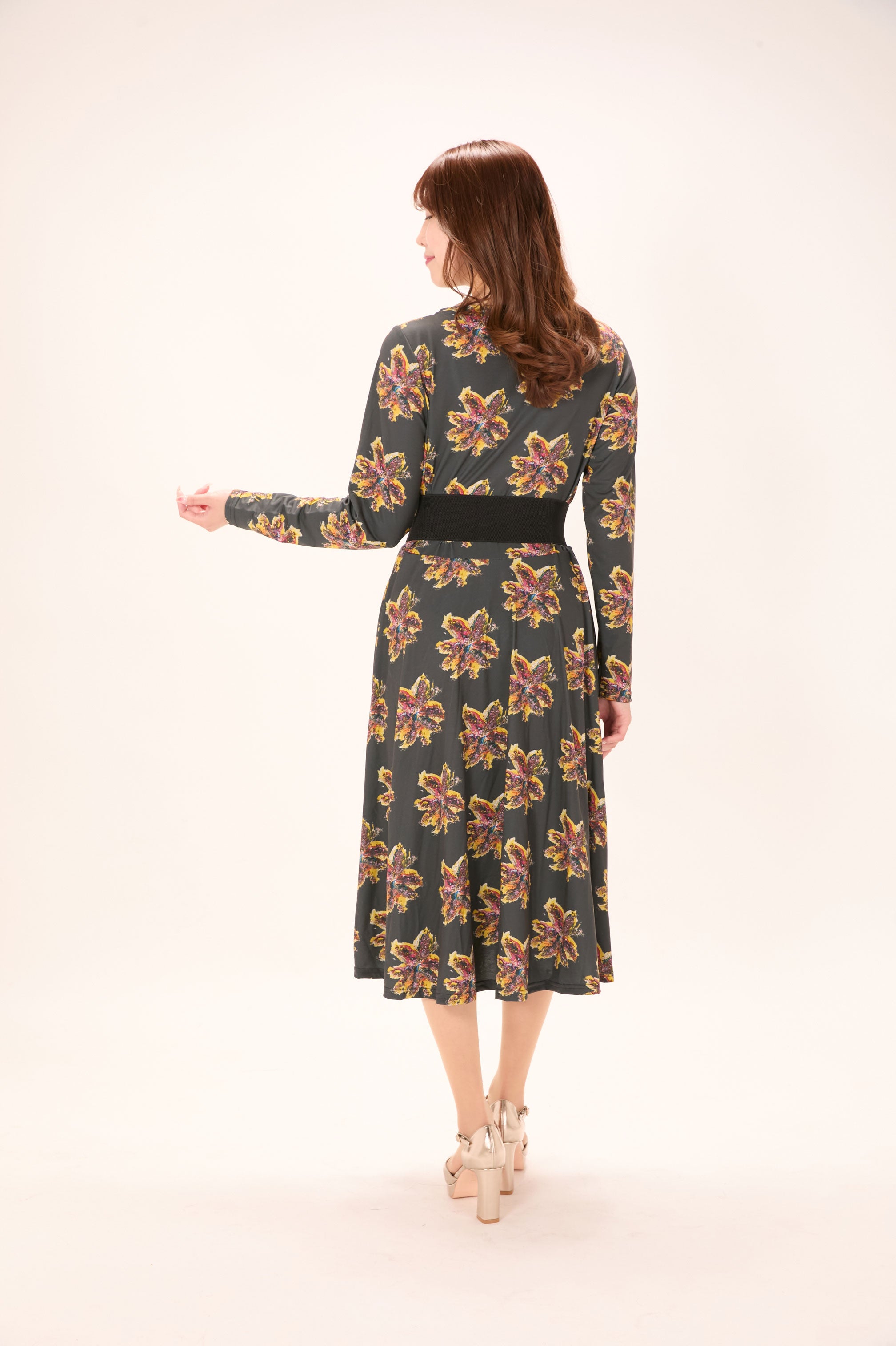 All-over print long sleeve midi dress