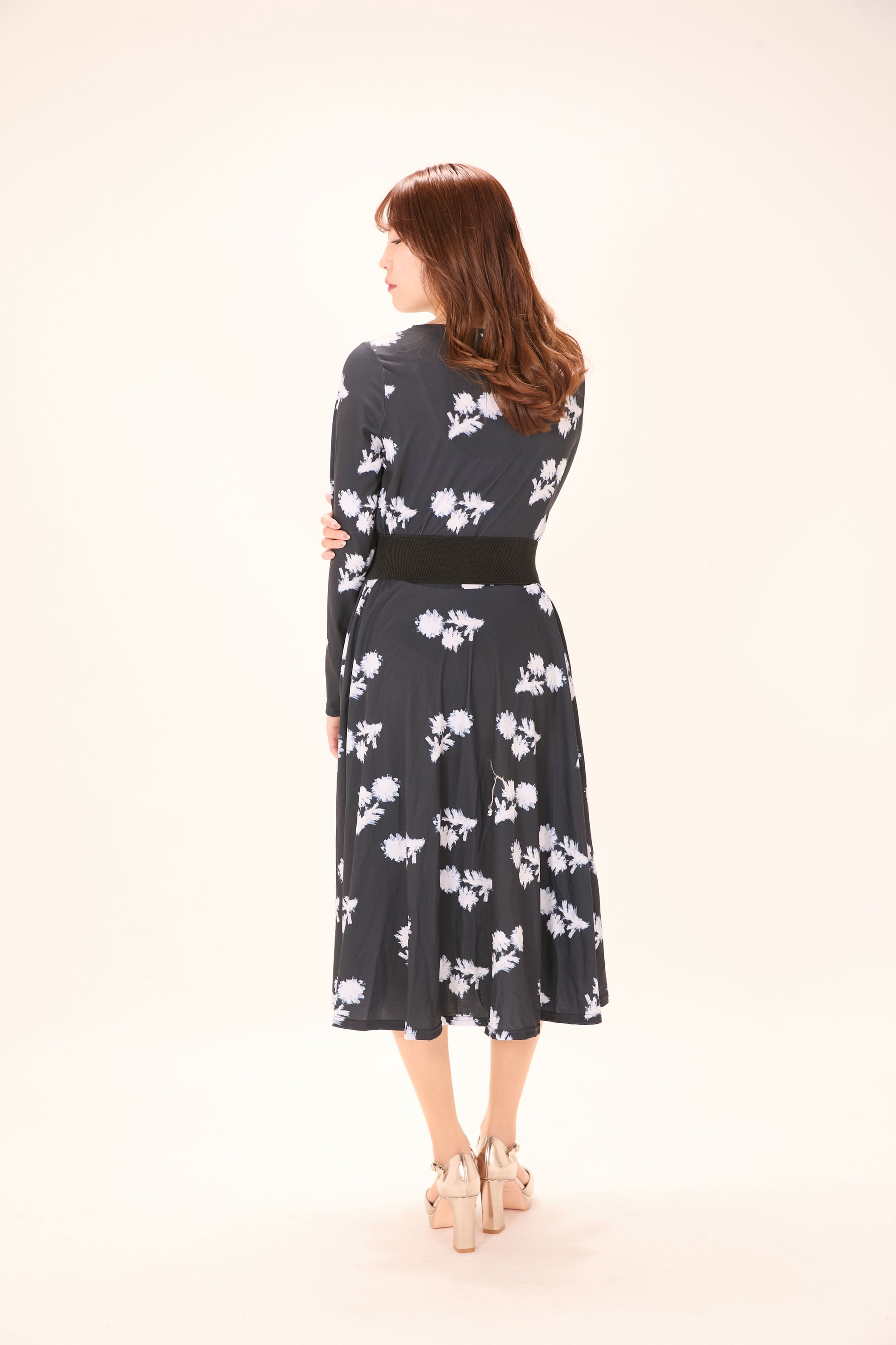 All-over print long sleeve midi dress